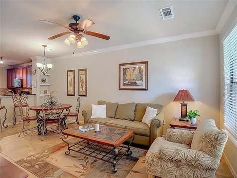 910 Charo Parkway Davenport FL 33897