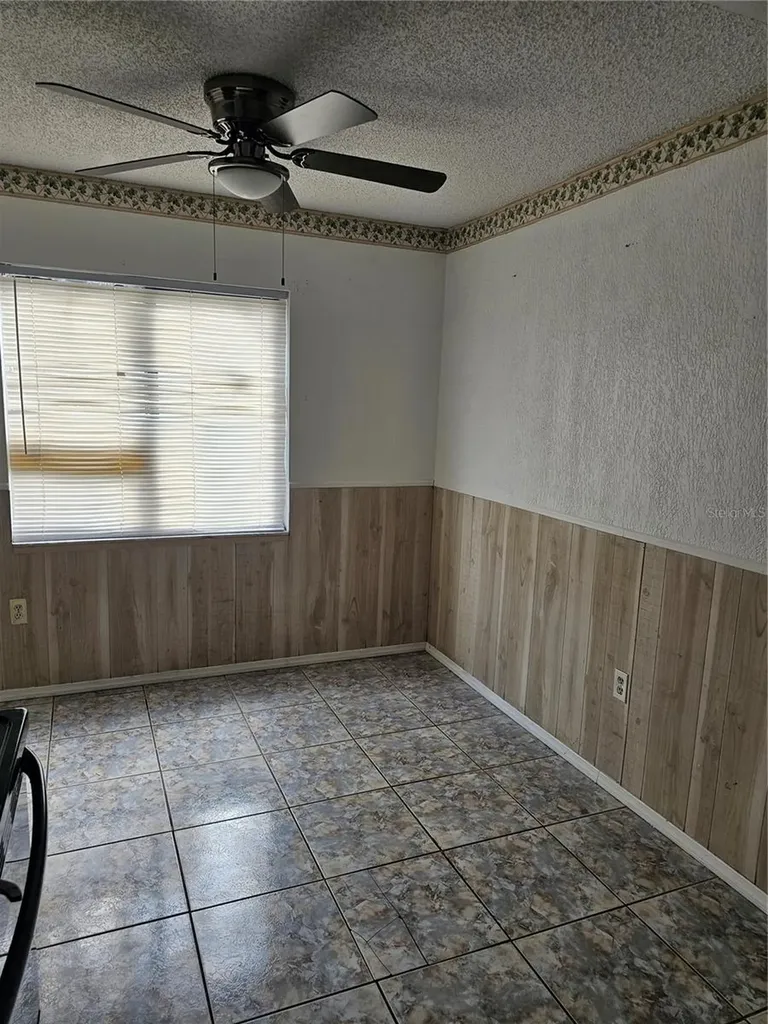 5833 Curry Ford Road Orlando FL 32822