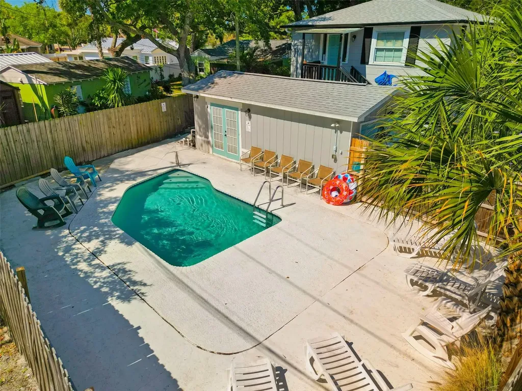 3631 Park Street N St Petersburg FL 33710