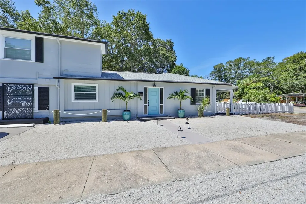 3631 Park Street N St Petersburg FL 33710