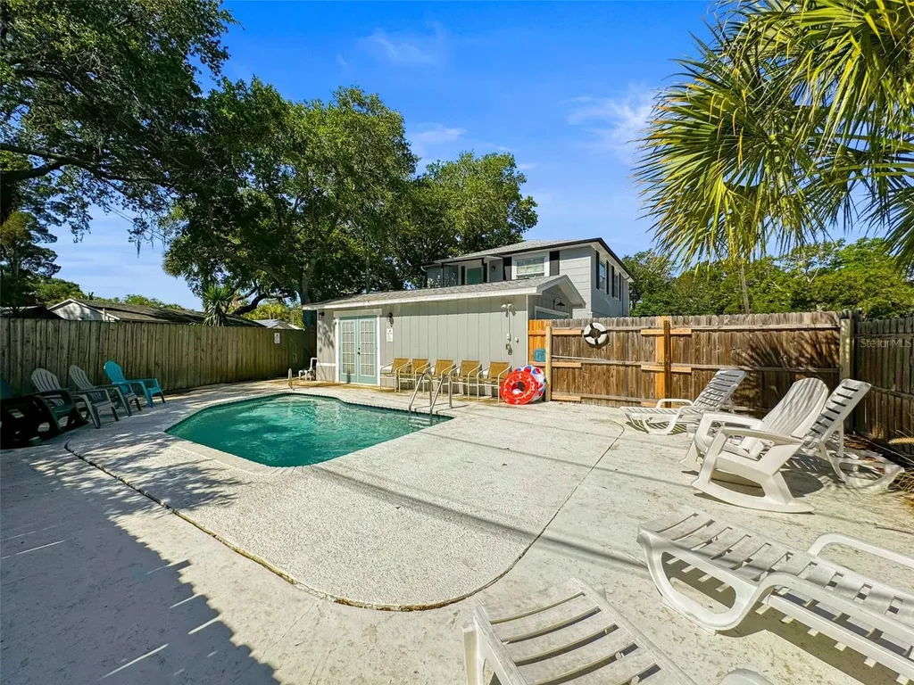 3631 Park Street N St Petersburg FL 33710