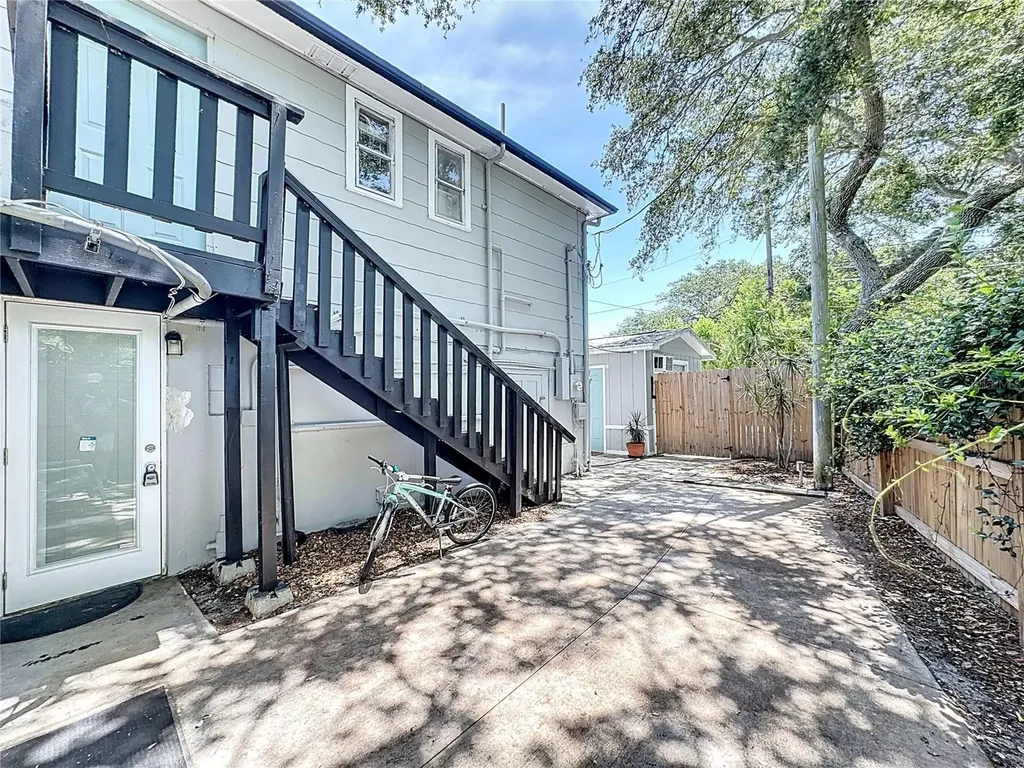 3631 Park Street N St Petersburg FL 33710