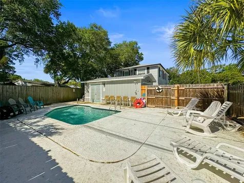 3631 Park Street N St Petersburg FL 33710