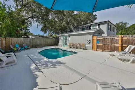 3631 Park Street N St Petersburg FL 33710