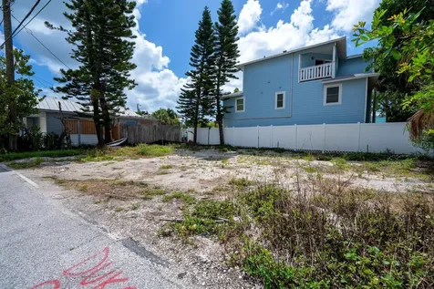 119 95th Avenue Treasure Island FL 33706