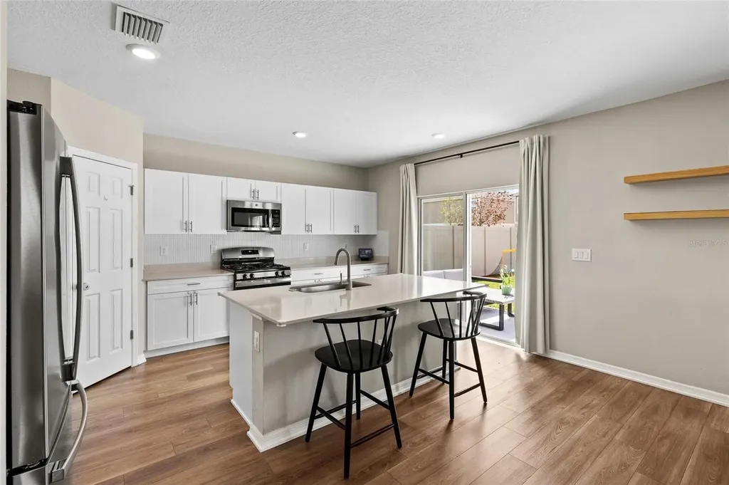 12943 Camarillo Place Lithia FL 33547