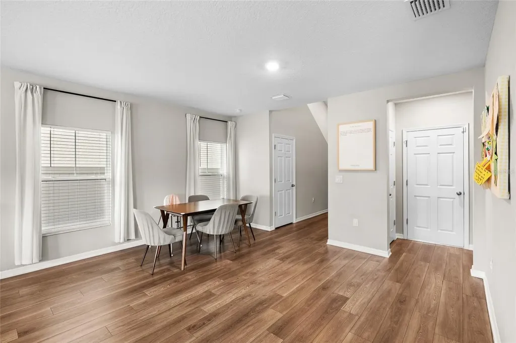 12943 Camarillo Place Lithia FL 33547