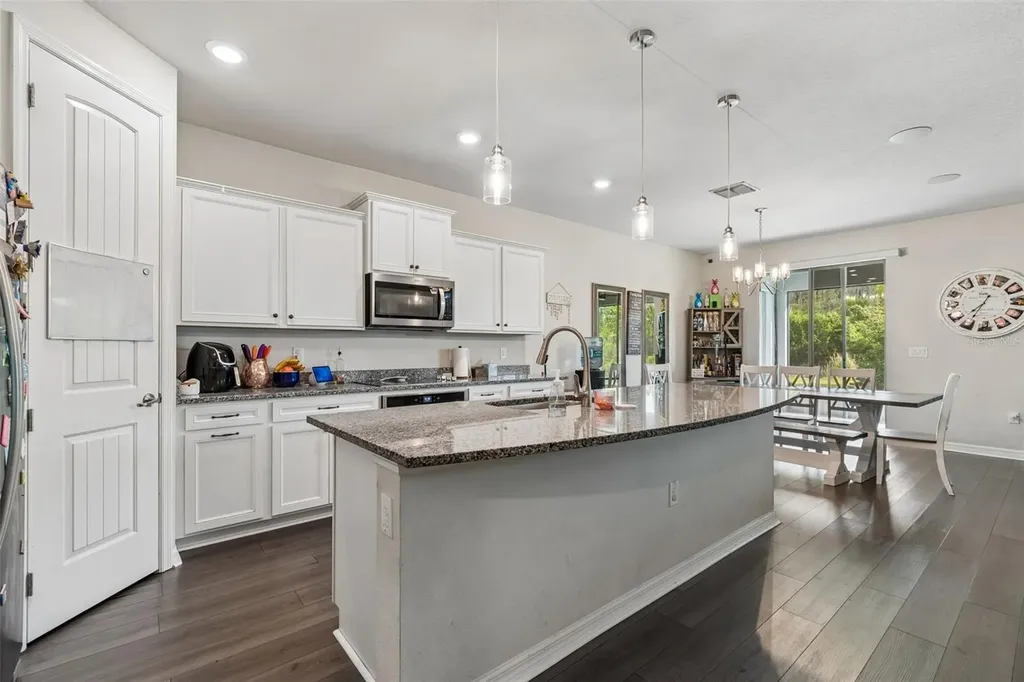 7604 Pool Compass Loop Wesley Chapel FL 33545