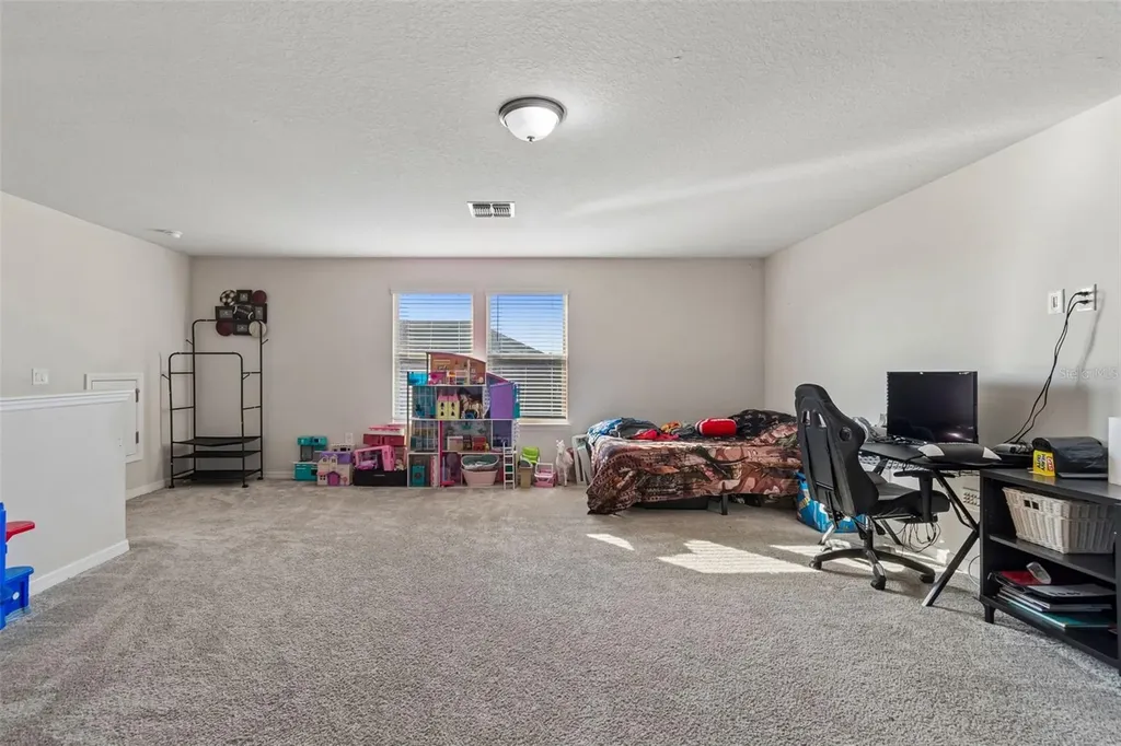 7604 Pool Compass Loop Wesley Chapel FL 33545