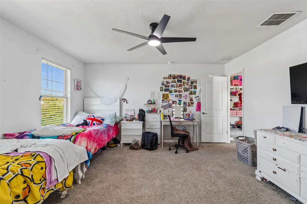 7604 Pool Compass Loop Wesley Chapel FL 33545