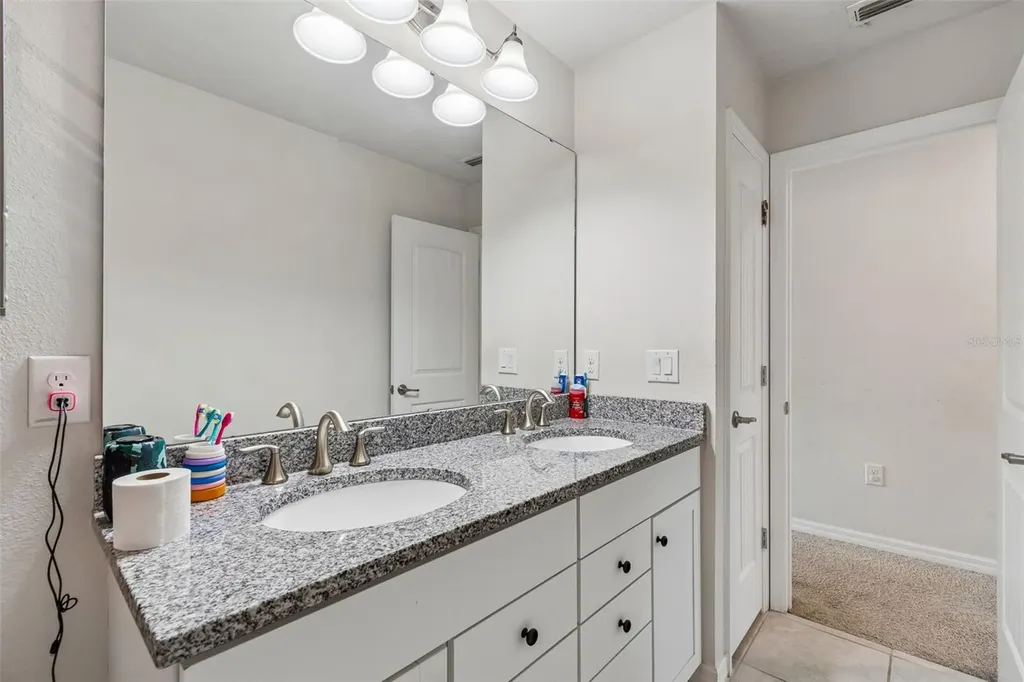7604 Pool Compass Loop Wesley Chapel FL 33545