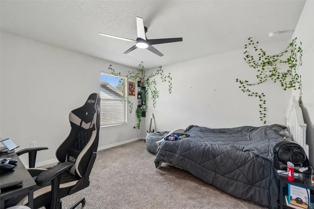 7604 Pool Compass Loop Wesley Chapel FL 33545
