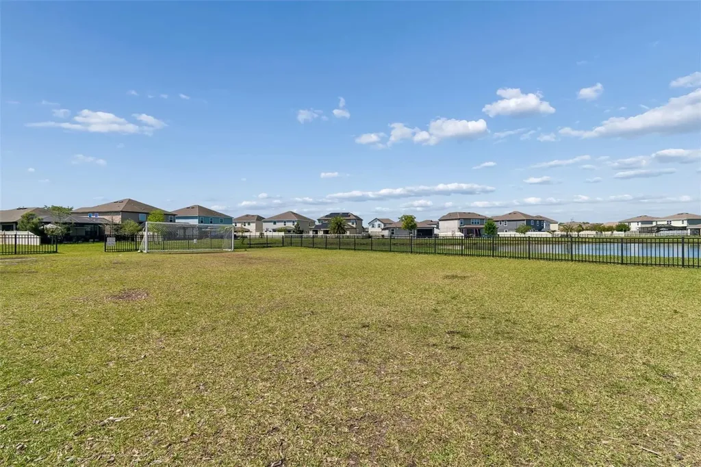 7604 Pool Compass Loop Wesley Chapel FL 33545