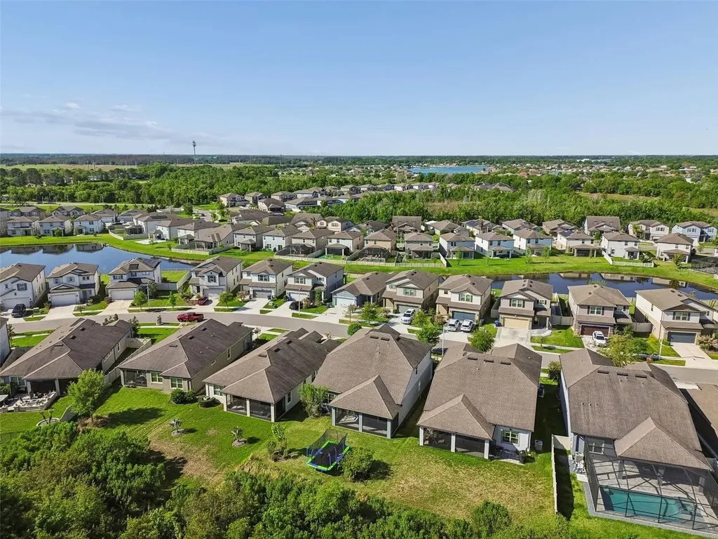 7604 Pool Compass Loop Wesley Chapel FL 33545