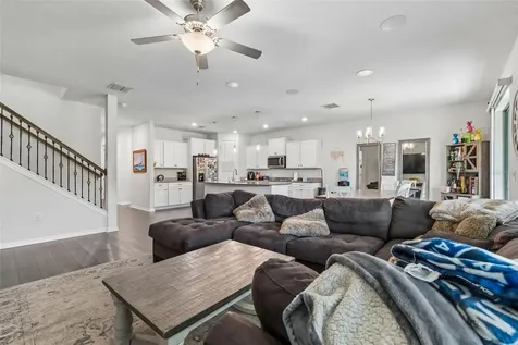 7604 Pool Compass Loop Wesley Chapel FL 33545