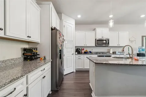 7604 Pool Compass Loop Wesley Chapel FL 33545