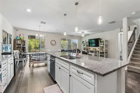 7604 Pool Compass Loop Wesley Chapel FL 33545