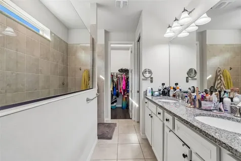 7604 Pool Compass Loop Wesley Chapel FL 33545