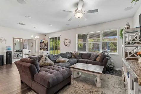 7604 Pool Compass Loop Wesley Chapel FL 33545