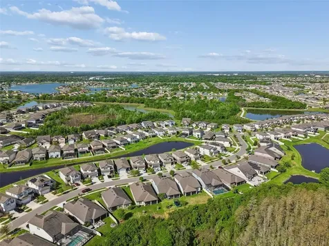 7604 Pool Compass Loop Wesley Chapel FL 33545