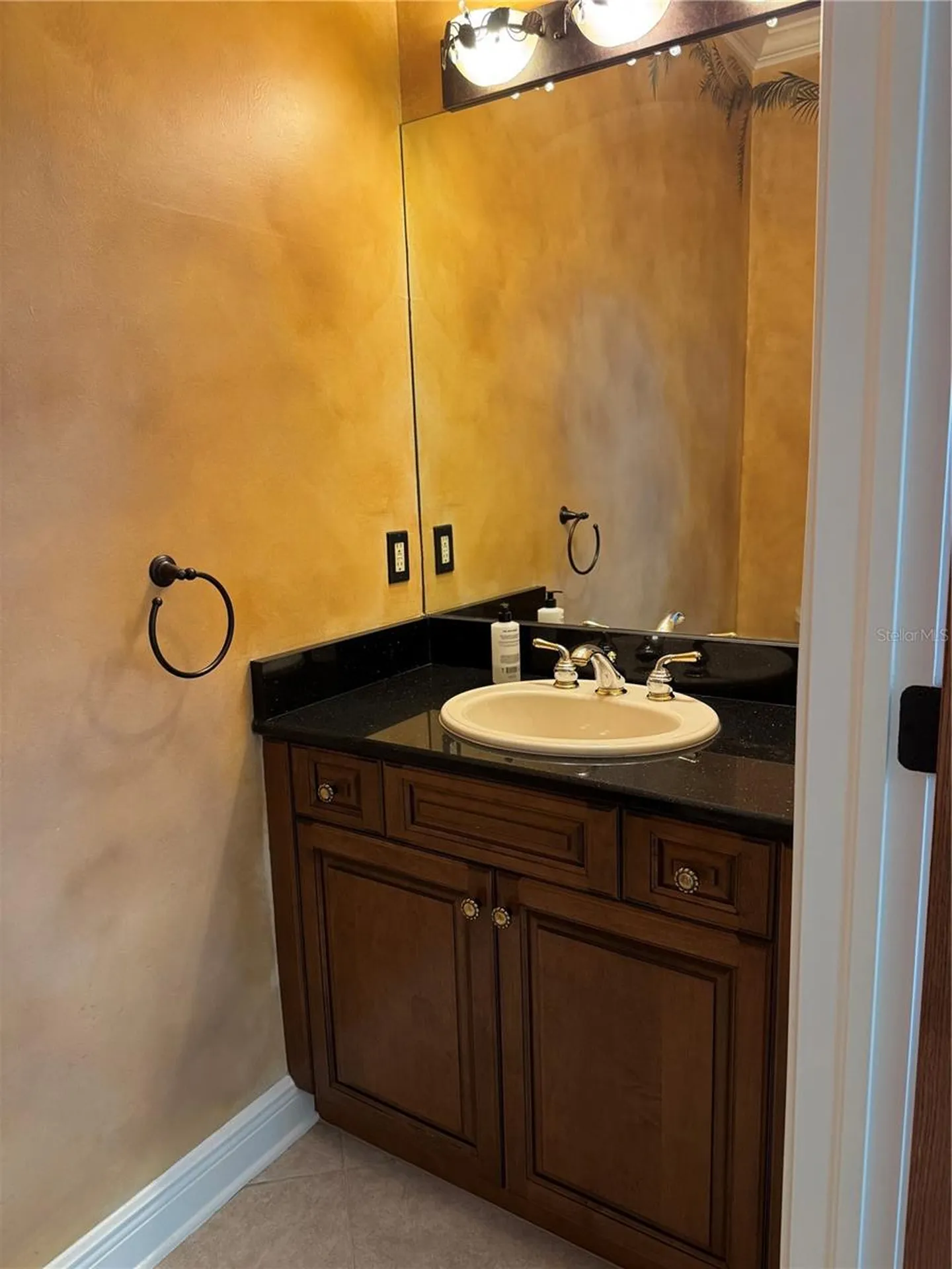 644 Saxony Boulevard St Petersburg FL 33716