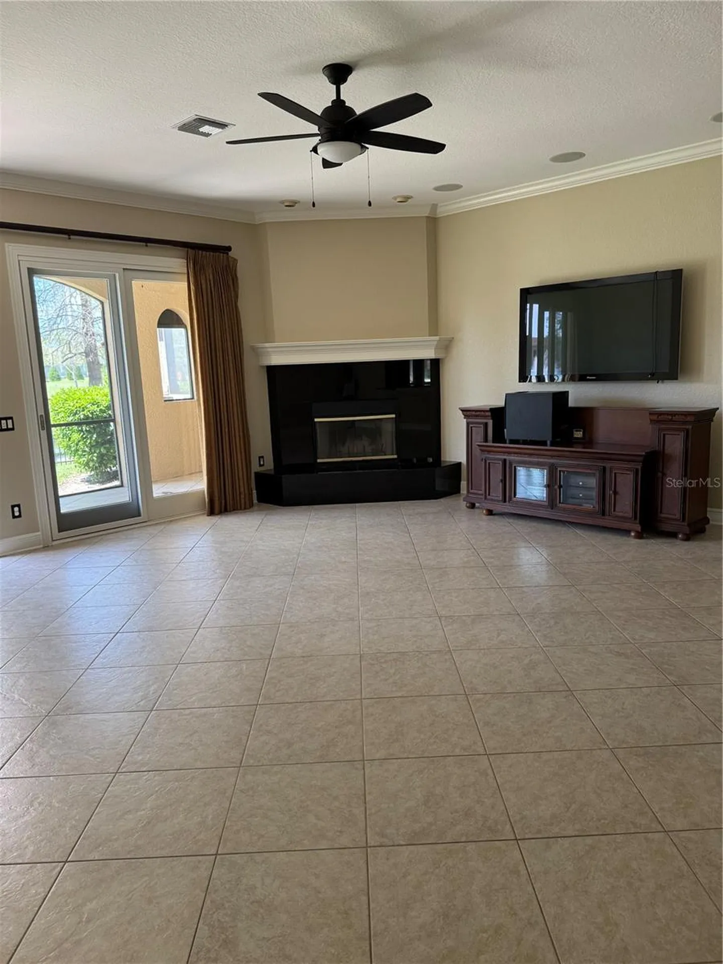 644 Saxony Boulevard St Petersburg FL 33716