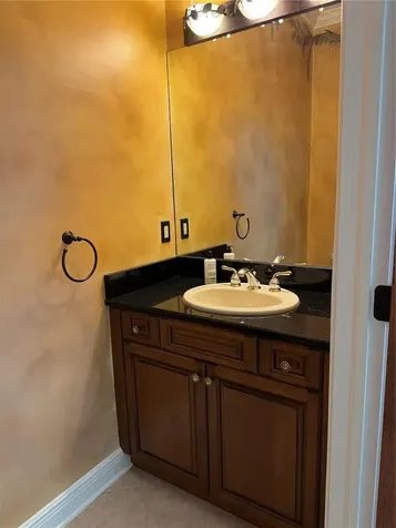 644 Saxony Boulevard St Petersburg FL 33716