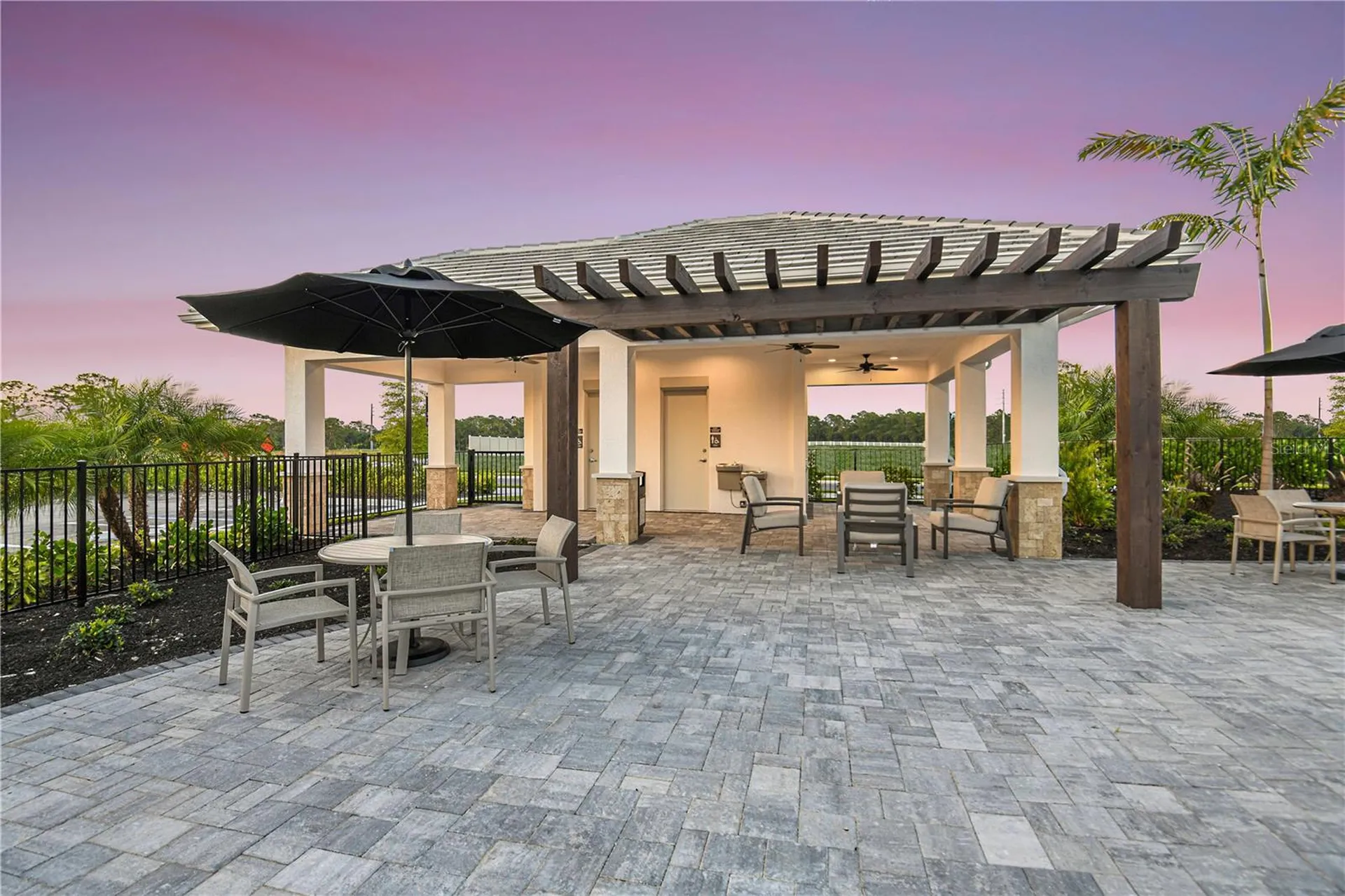 10605 Orbit Terrace Sarasota FL 34241