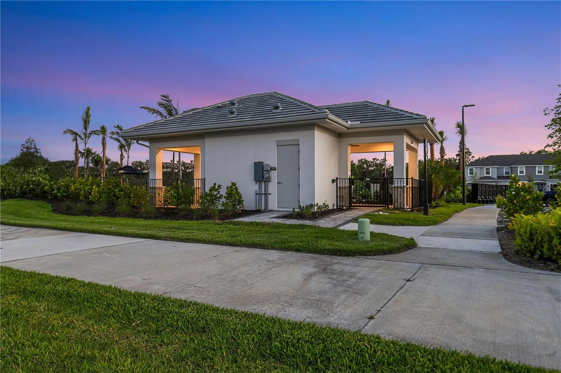10605 Orbit Terrace Sarasota FL 34241