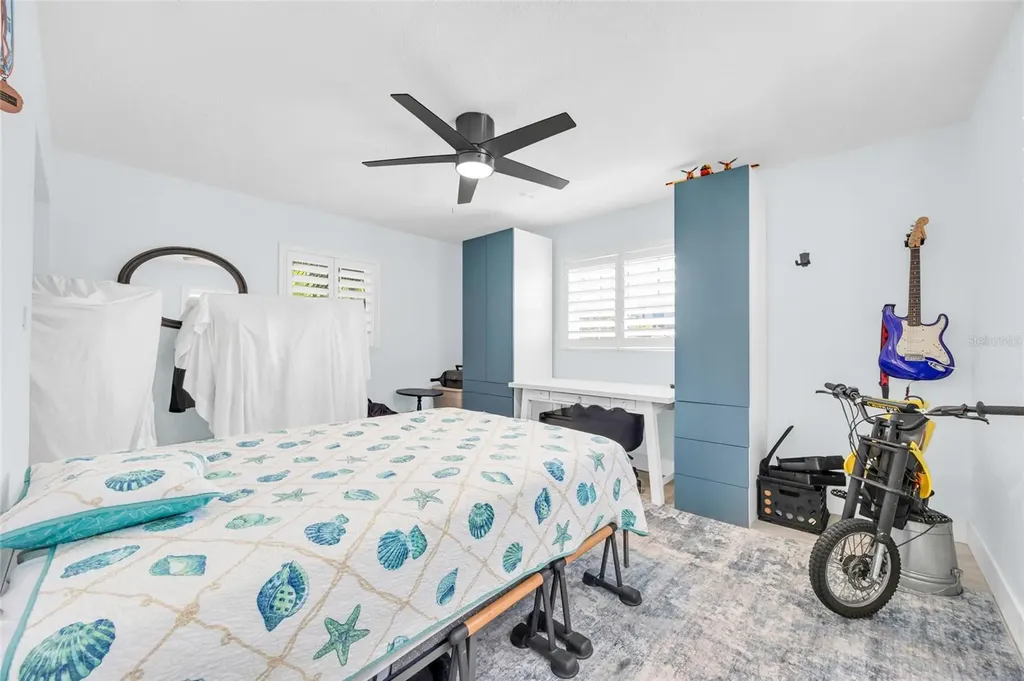 4530 Bayshore Boulevard NE St Petersburg FL 33703
