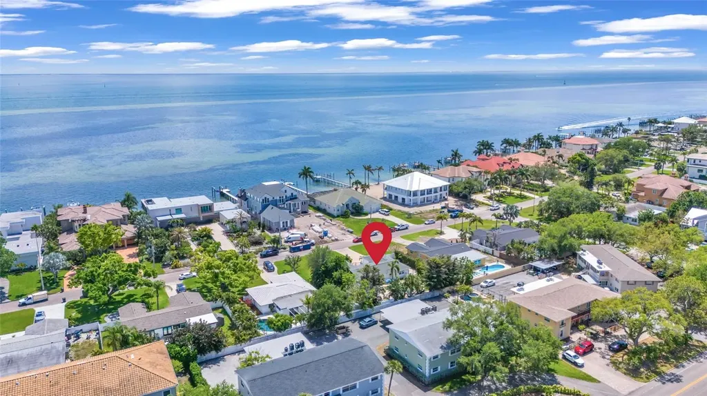 4530 Bayshore Boulevard NE St Petersburg FL 33703
