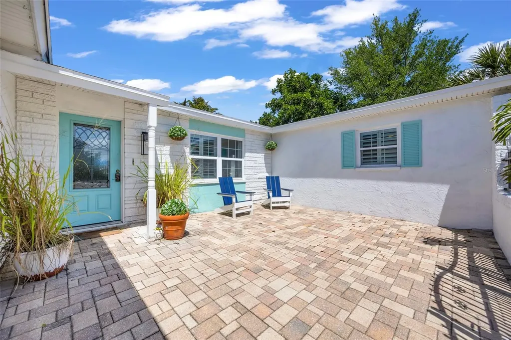 4530 Bayshore Boulevard NE St Petersburg FL 33703