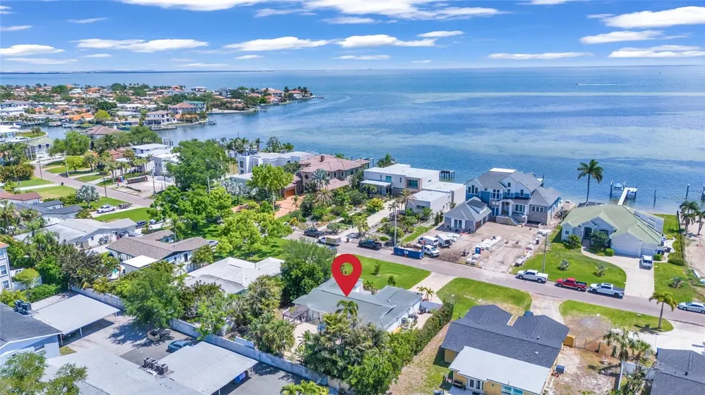 4530 Bayshore Boulevard NE St Petersburg FL 33703