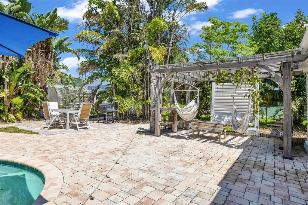 4530 Bayshore Boulevard NE St Petersburg FL 33703
