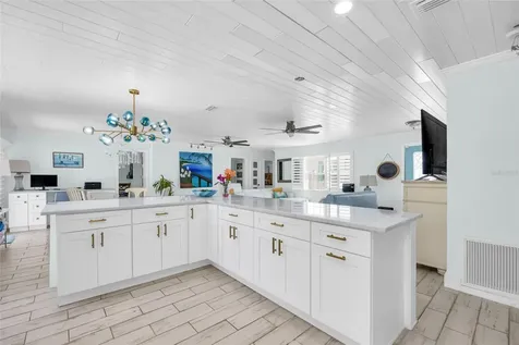 4530 Bayshore Boulevard NE St Petersburg FL 33703