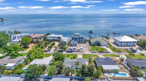 4530 Bayshore Boulevard NE St Petersburg FL 33703