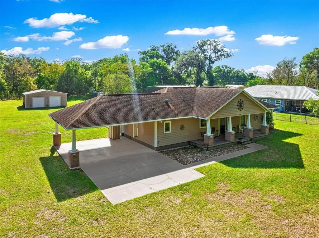 6025 NE 19th Court Ocala FL 34479