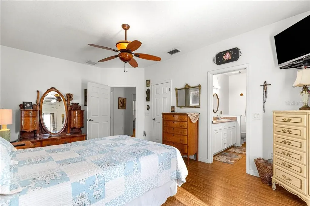 6025 NE 19th Court Ocala FL 34479