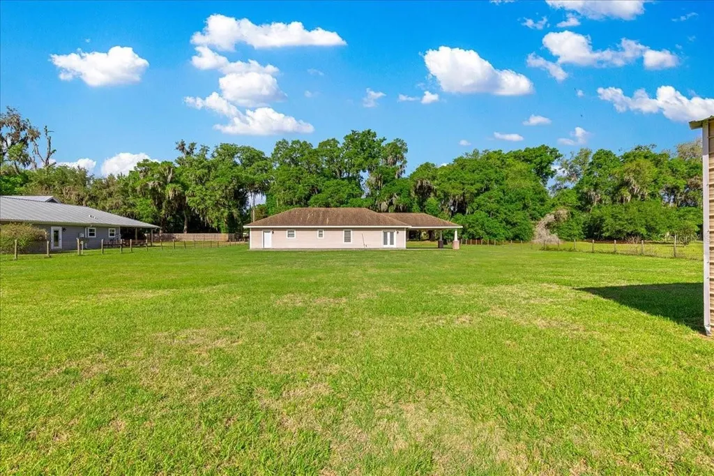 6025 NE 19th Court Ocala FL 34479