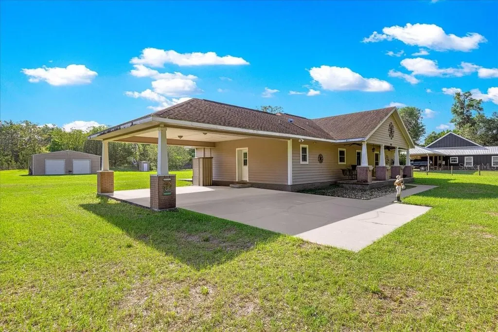 6025 NE 19th Court Ocala FL 34479