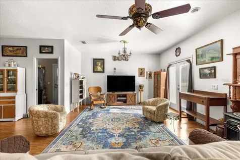 6025 NE 19th Court Ocala FL 34479