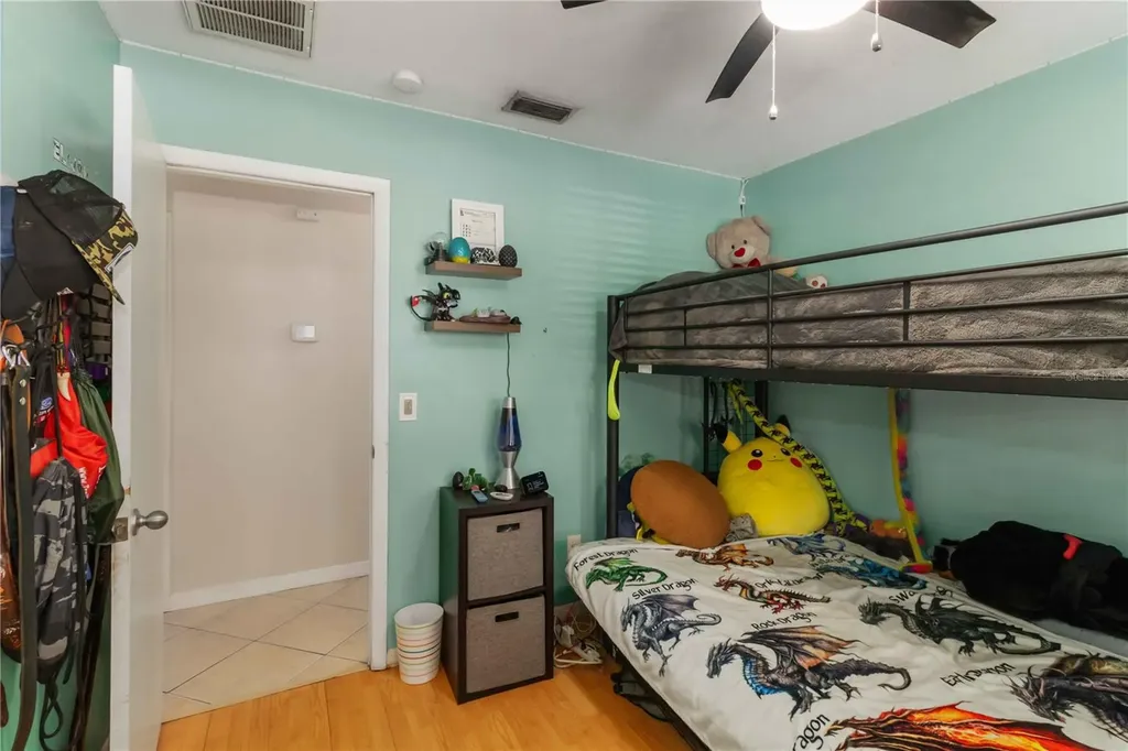 2935 Forest Circle Seffner FL 33584