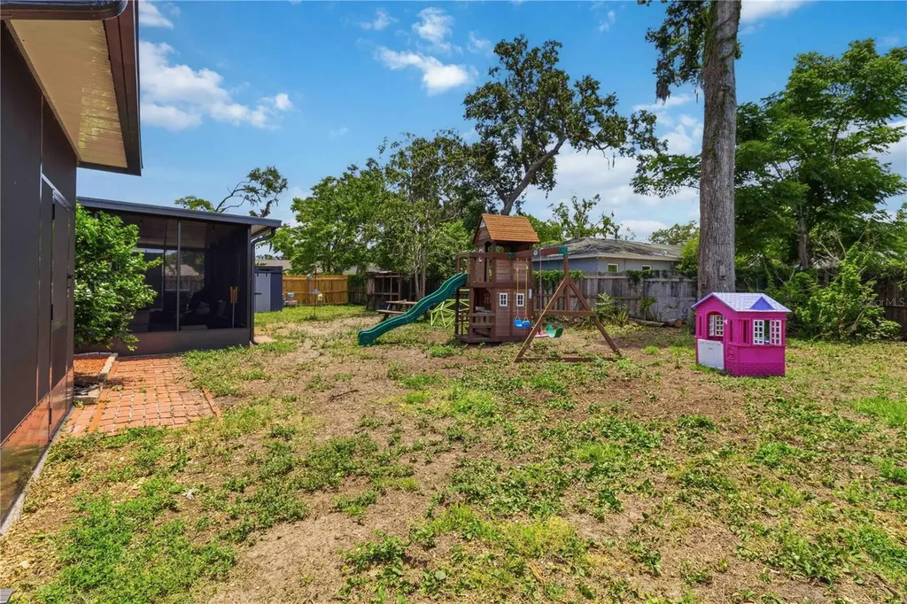 2935 Forest Circle Seffner FL 33584