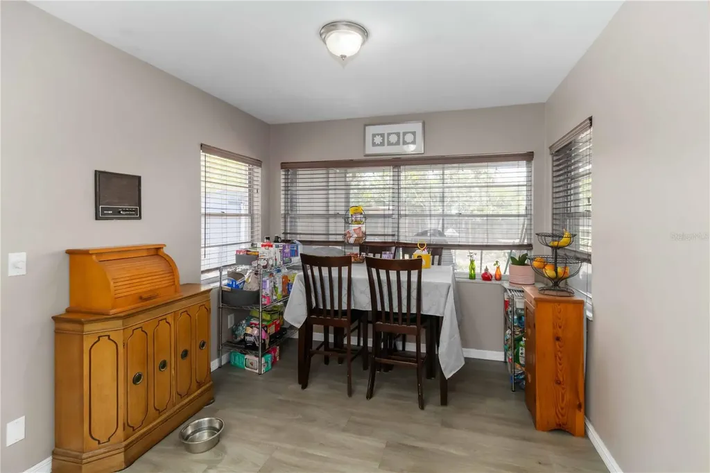 2935 Forest Circle Seffner FL 33584