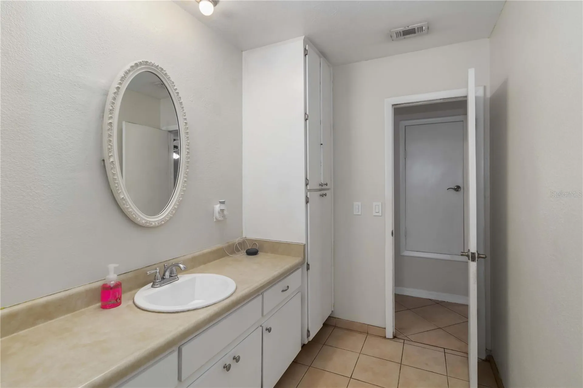 2935 Forest Circle Seffner FL 33584
