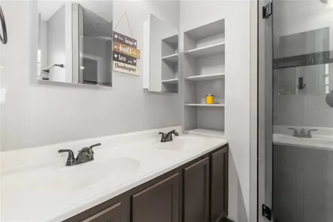 2935 Forest Circle Seffner FL 33584