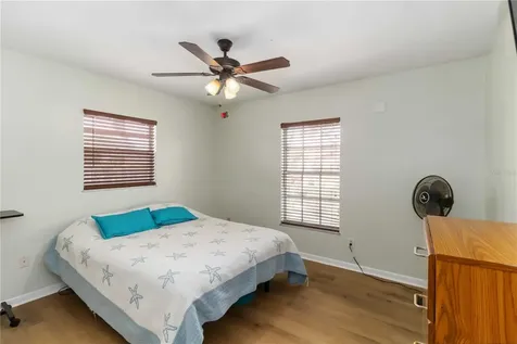 2935 Forest Circle Seffner FL 33584