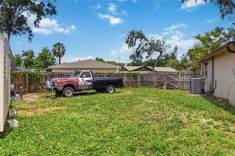 2935 Forest Circle Seffner FL 33584