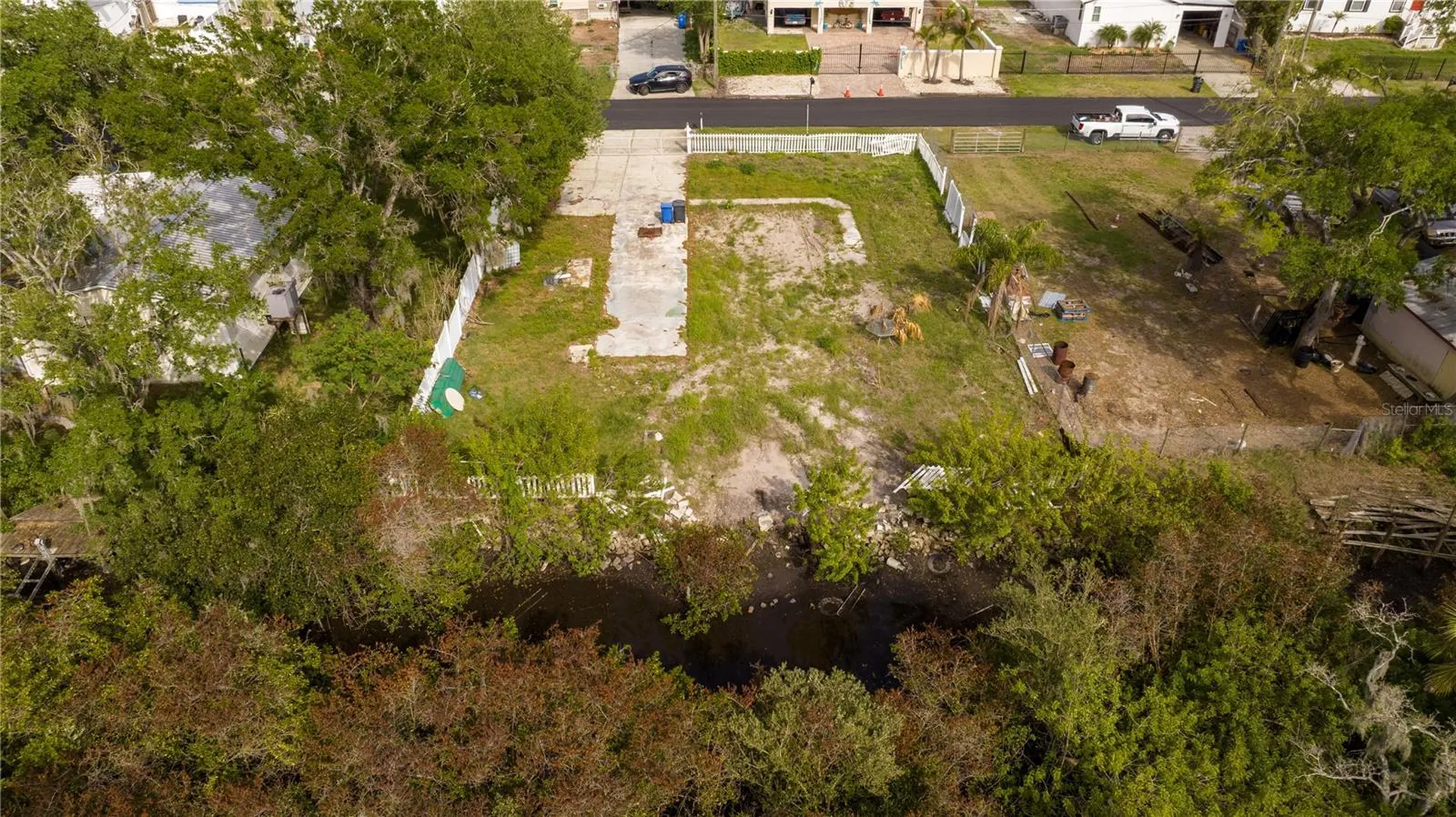 9923 Alavista Drive Gibsonton FL 33534