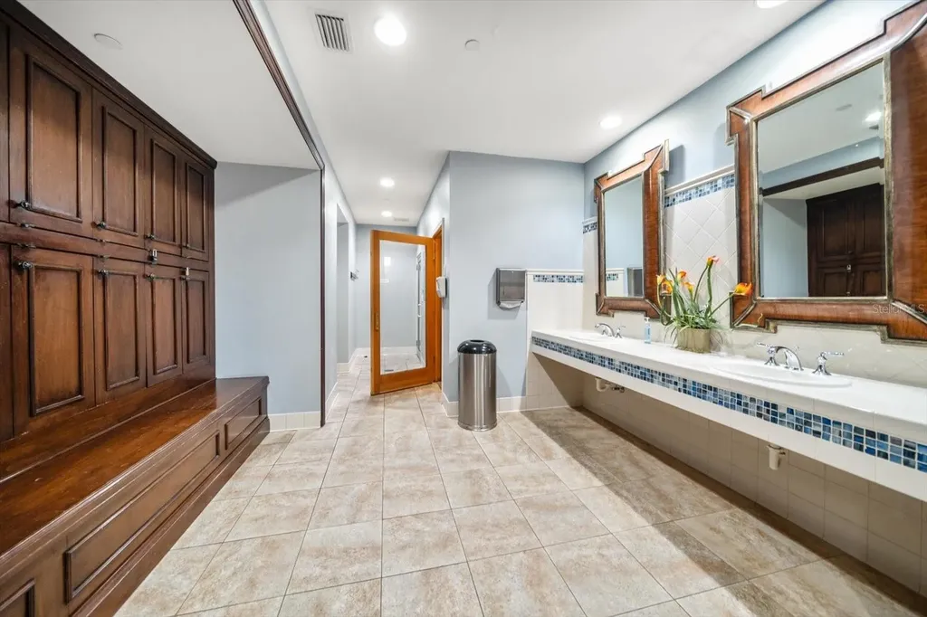 521 Mandalay Avenue Clearwater Beach FL 33767